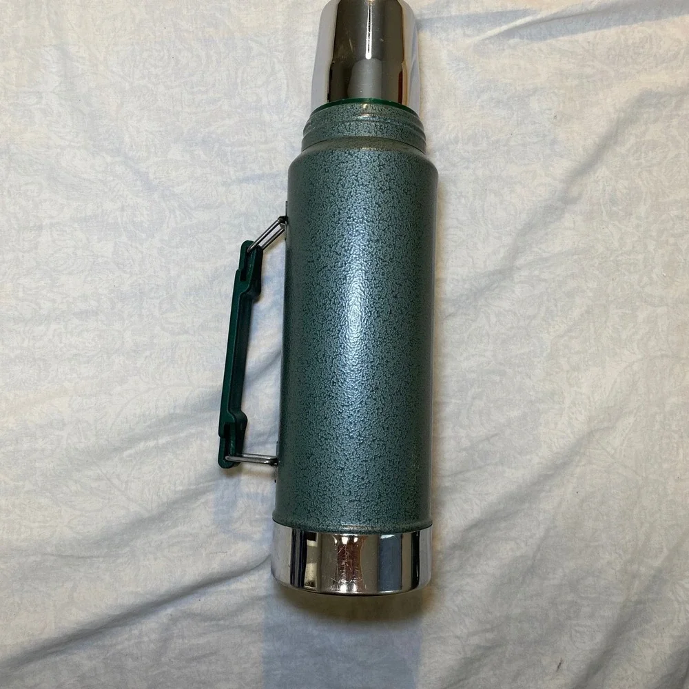 Vintage 1993 Aladdin Stanley A-944DH Quart Thermos Green Hammertone USA - Picture 2 of 14